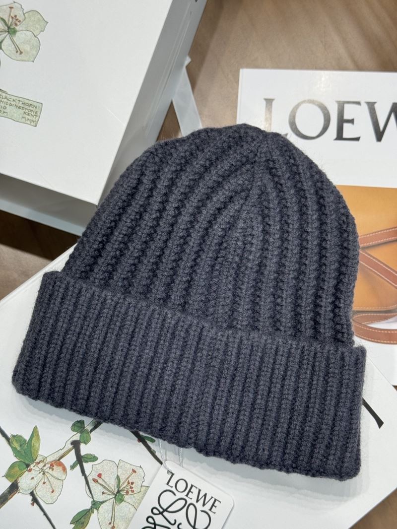 Loewe Caps